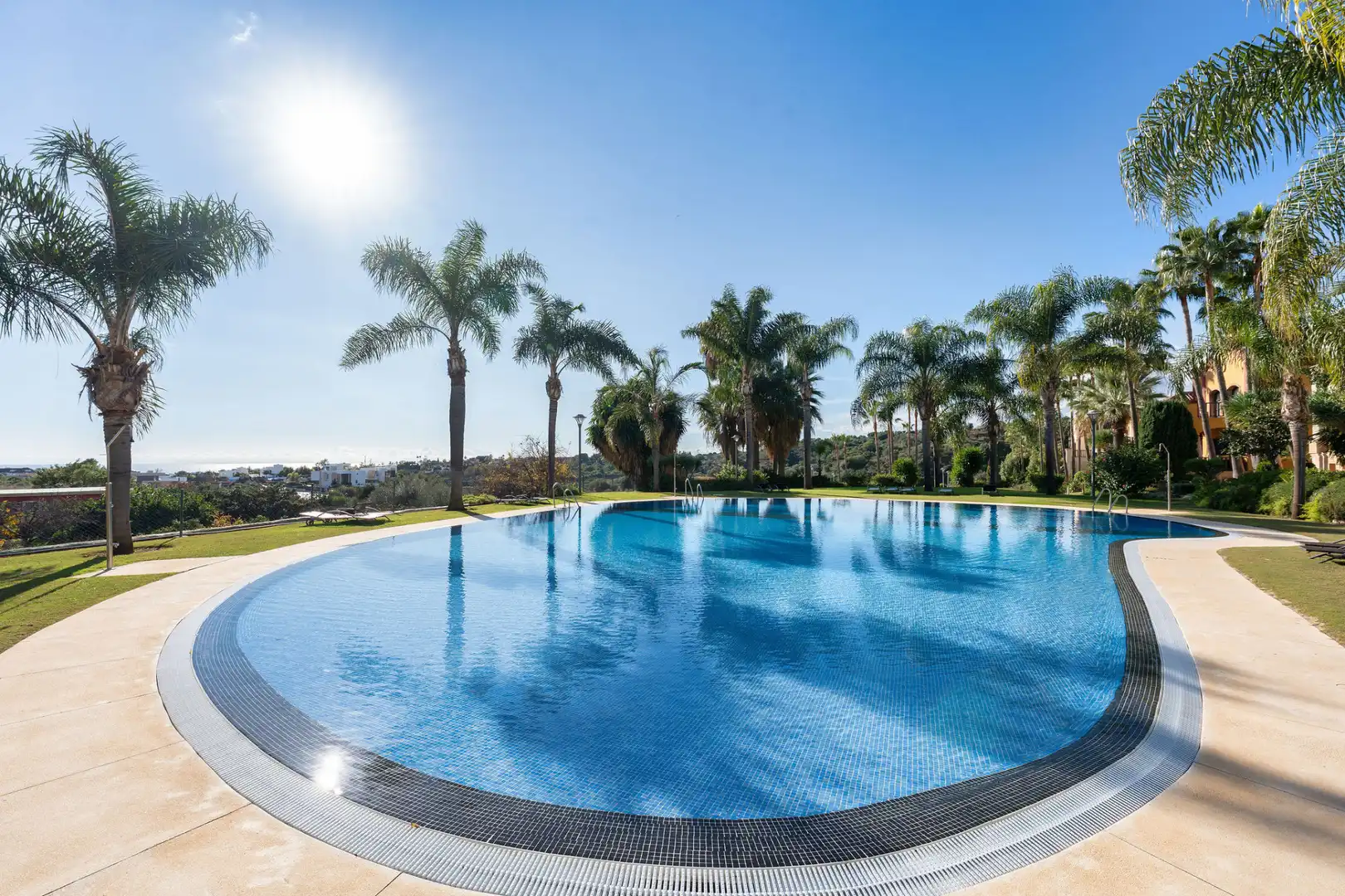 Casa con piscina en venta en Milla de Oro, imagen 30