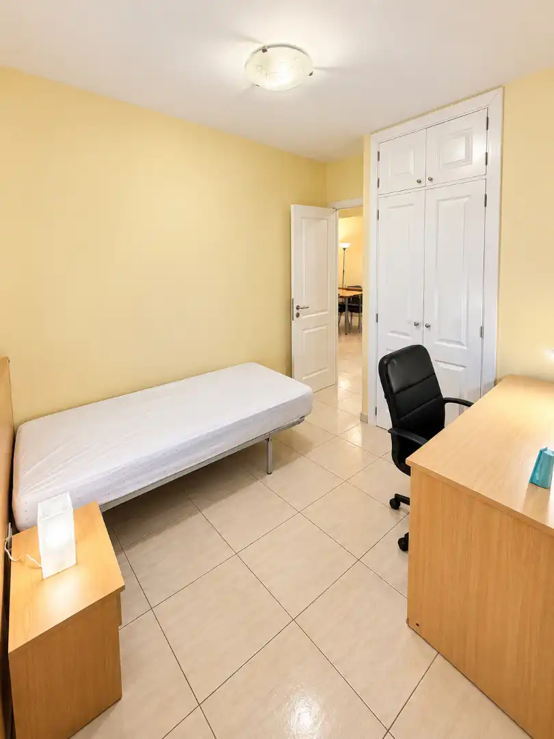 Bedroom of Flat for rent in La Laguna
