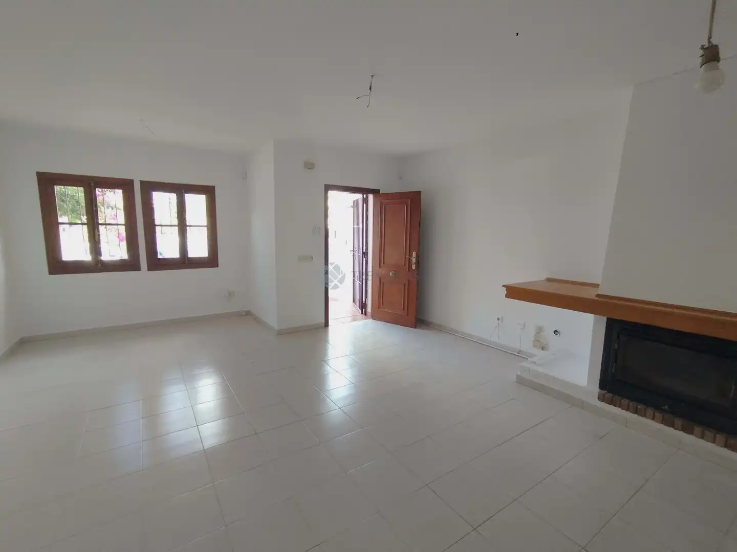 Casa aparellada amb piscina en venda a Otari, imagen 7
