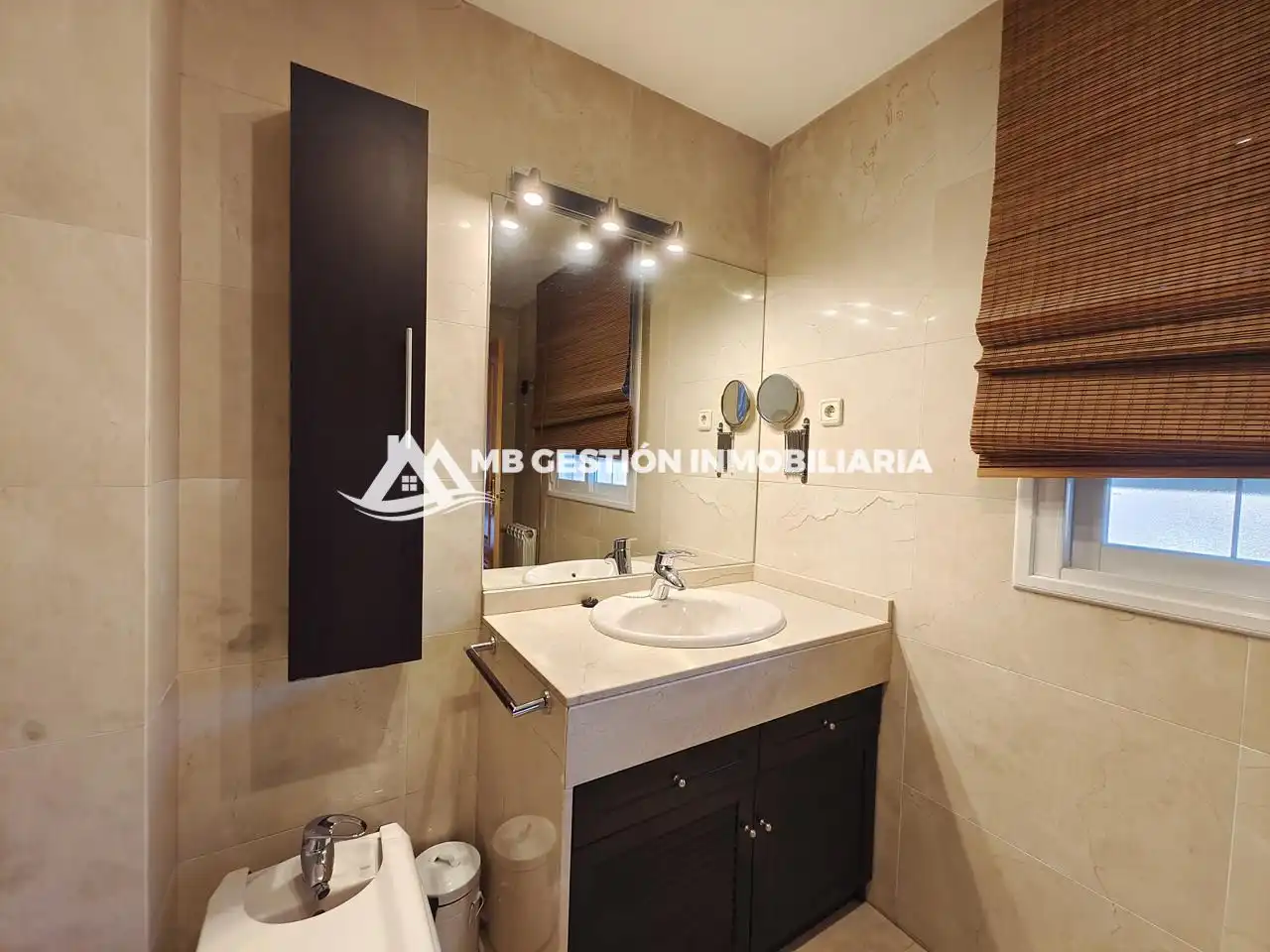 Detached homes for sale in Calle de Luarca, La Serna