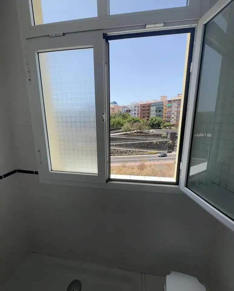 Habitación de Piso de alquiler en Santa Cruz de Tenerife con Amueblado