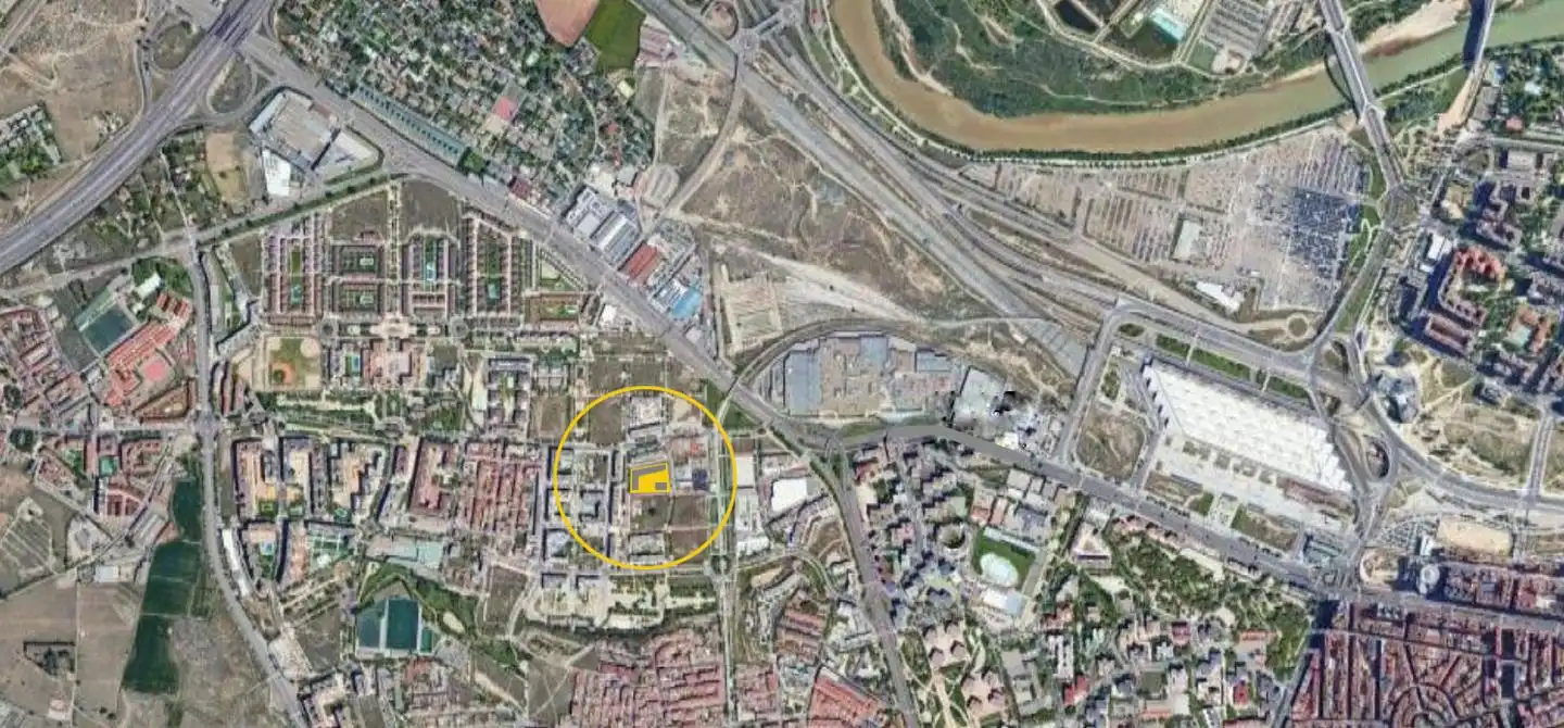 Exterior view of Flat for sale in Zaragoza  with Air Conditioner, Heating and Storage room