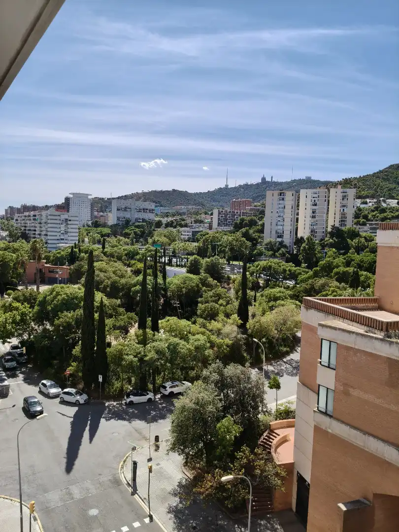 Außenansicht von Maisonette zum Verkauf in Barcelona mit Klimaanlage, Heizung und Parkett