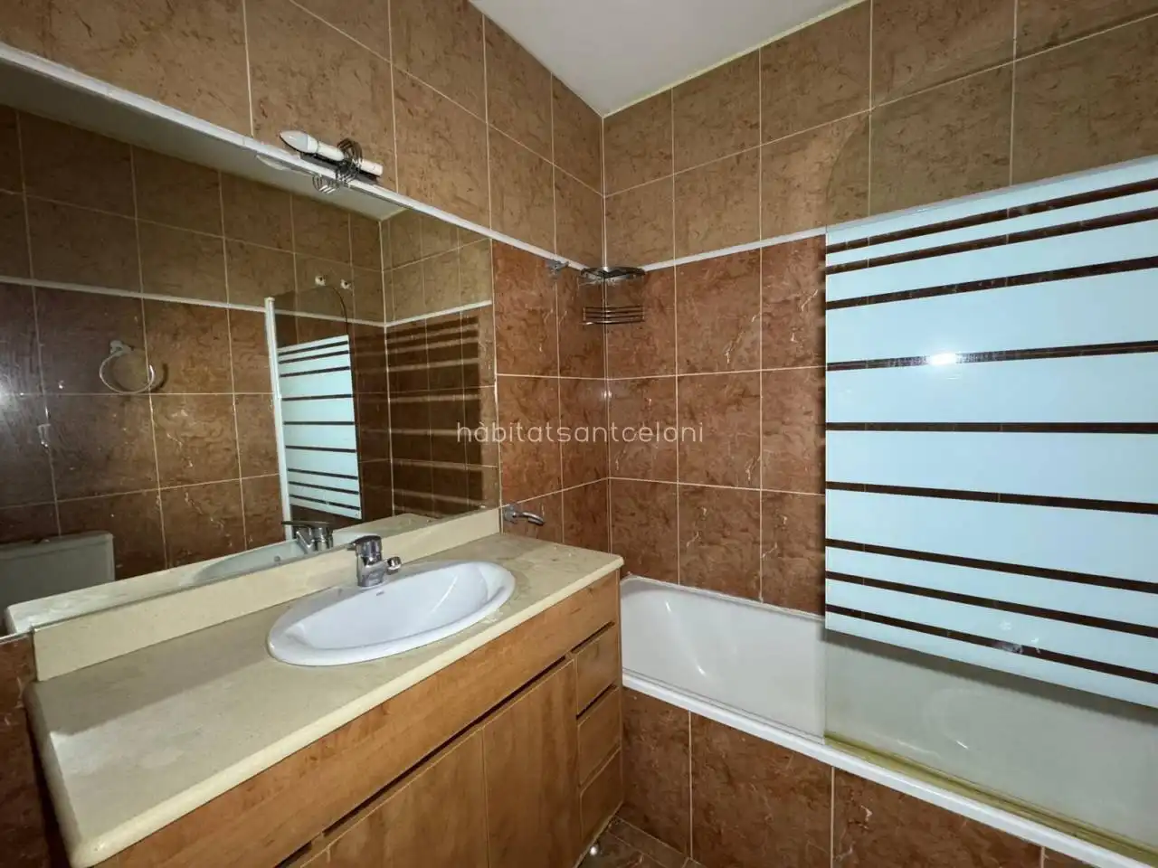 Bany de Casa o xalet en venda en Sant Celoni amb Jardí privat i Terrassa