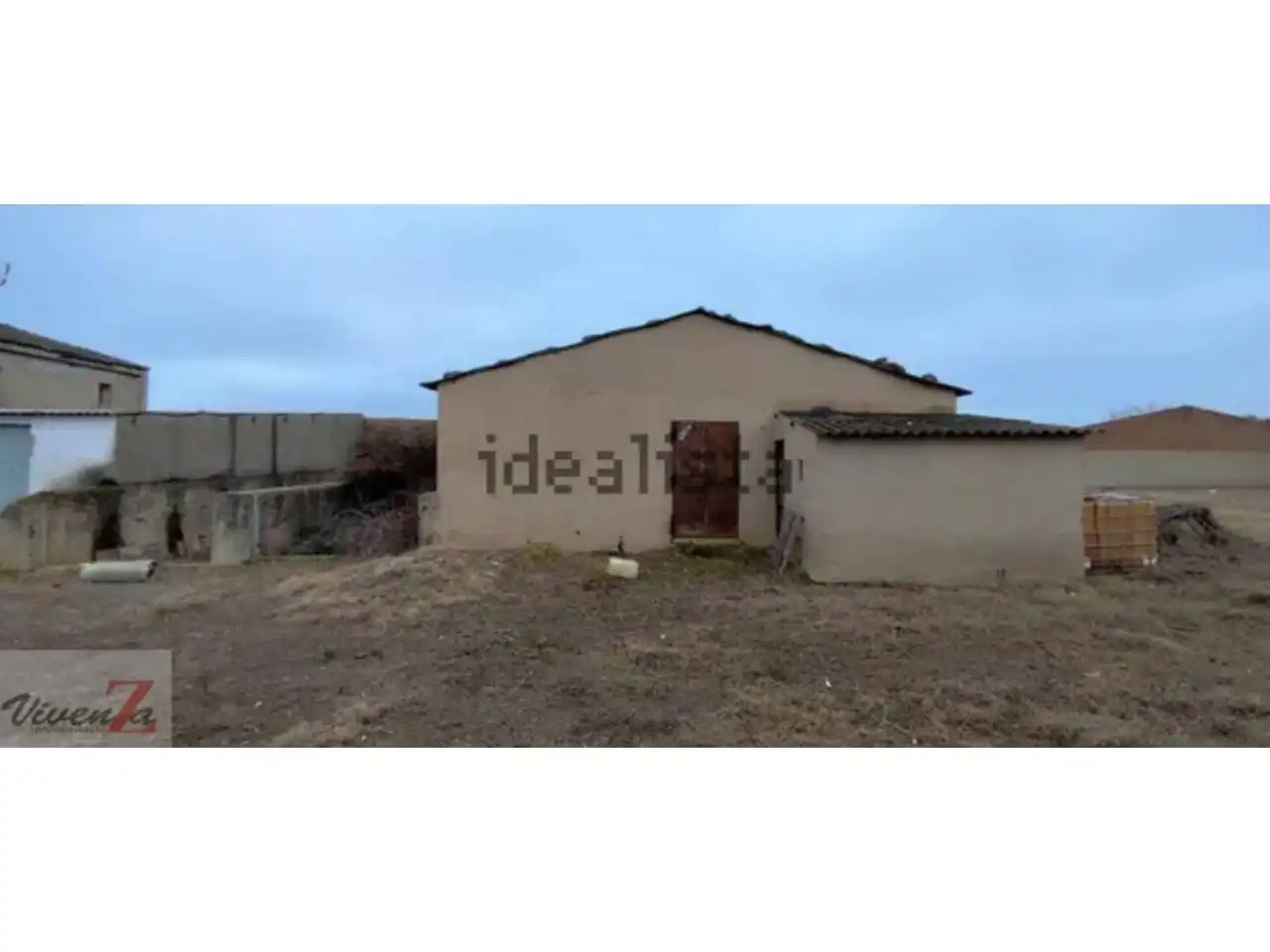 Casa o xalet en venda en Monfarracinos
