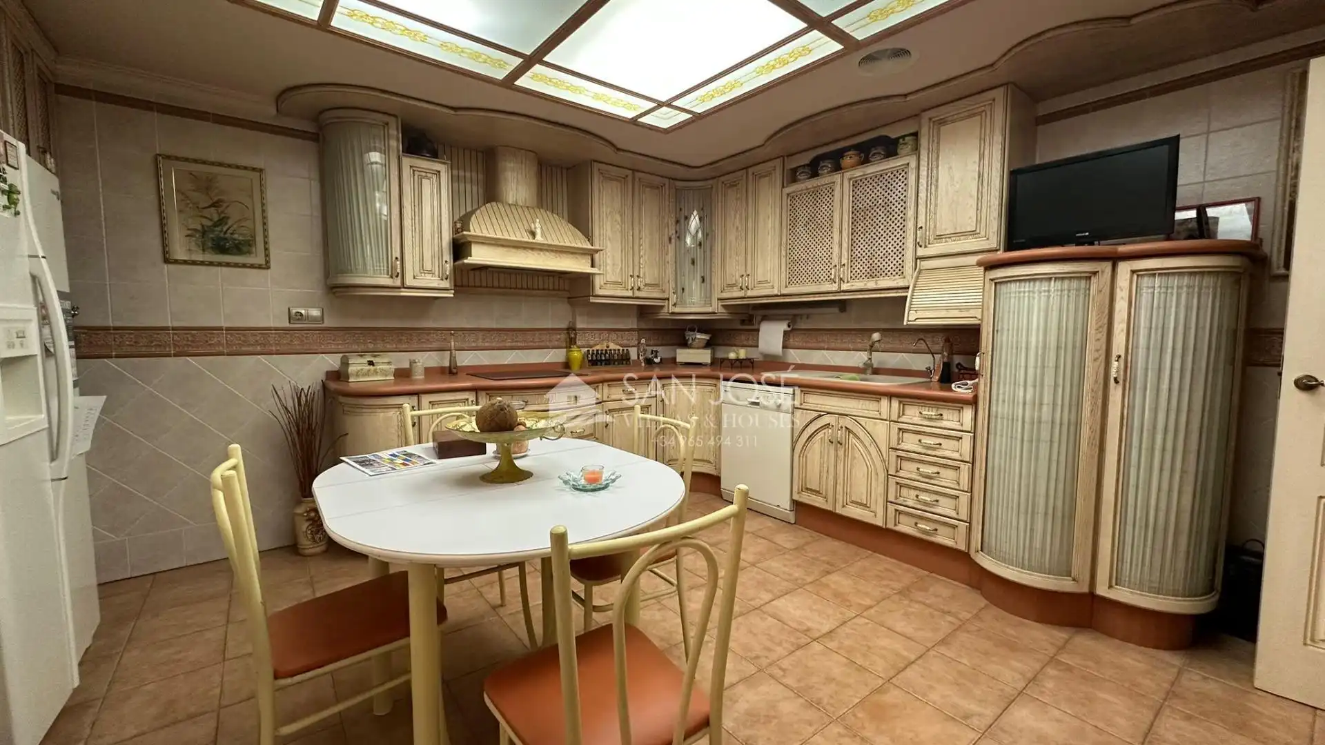 Cocina de Casa o chalet en venta en Crevillent con Aire acondicionado, Calefacción y Terraza