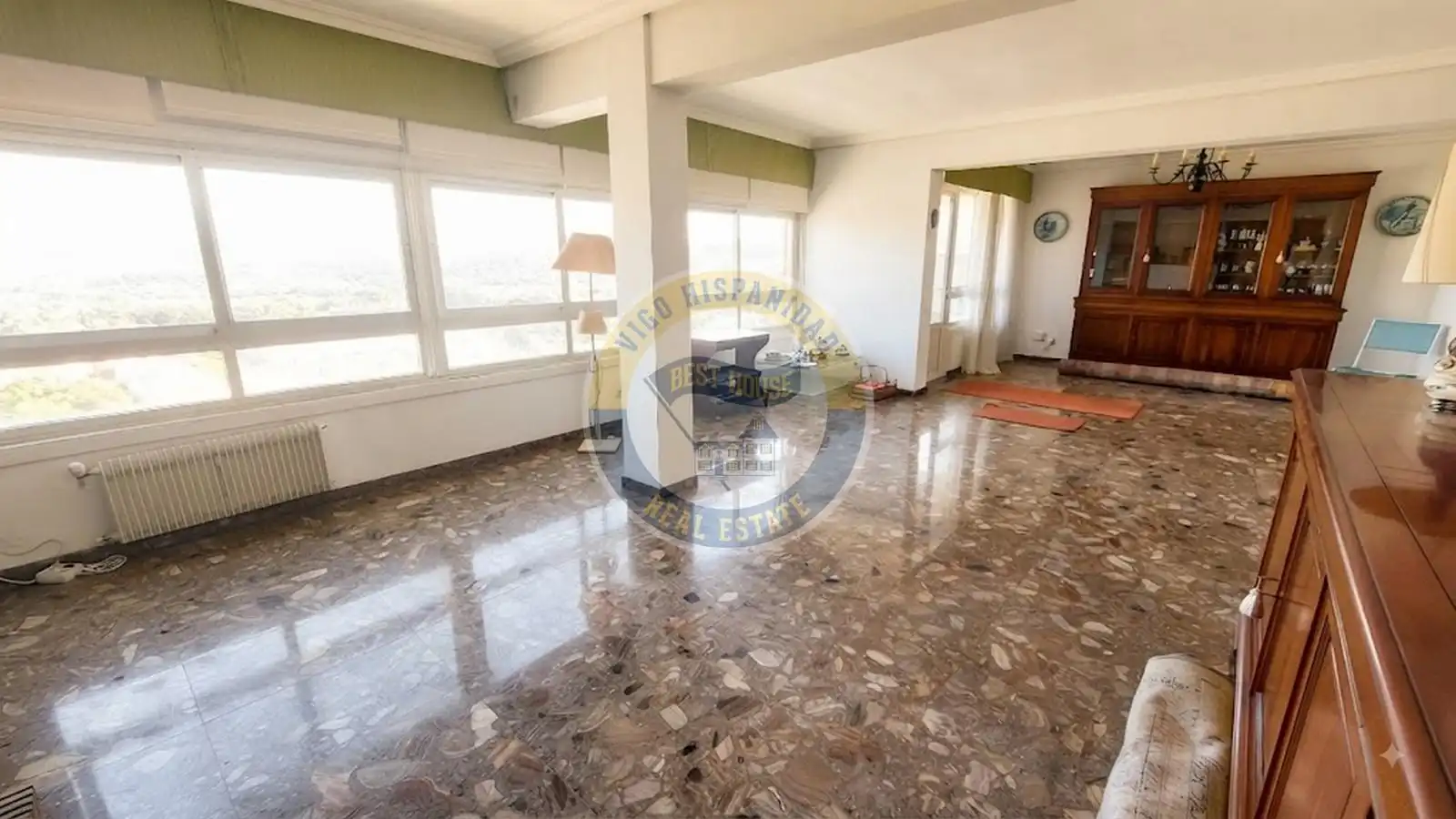 Living room of Flat for sale in Vigo   with Heating, Terrace and Storage room
