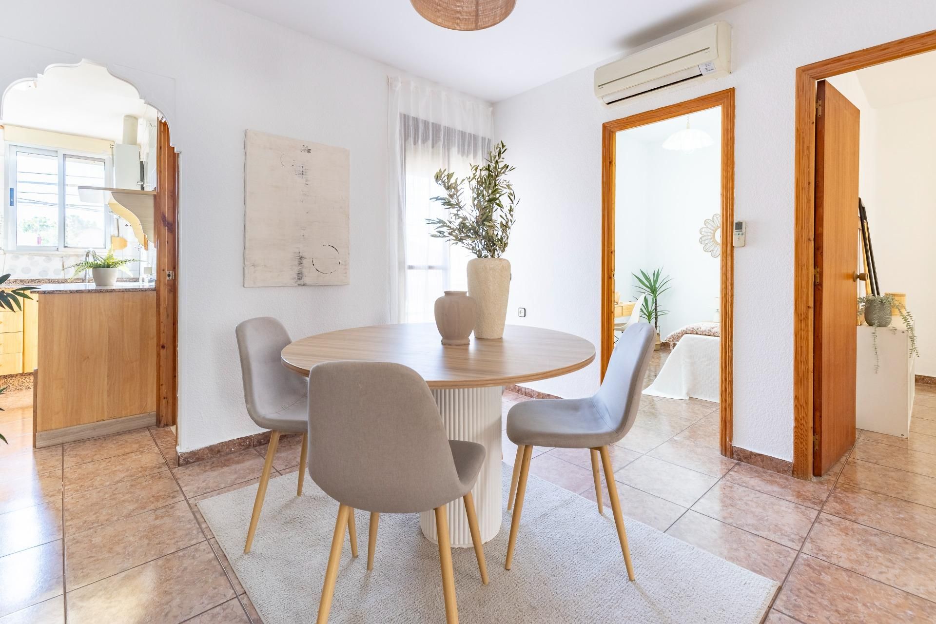 Dining room of Flat for sale in Paterna  with Air Conditioner, Terrace and Balcony