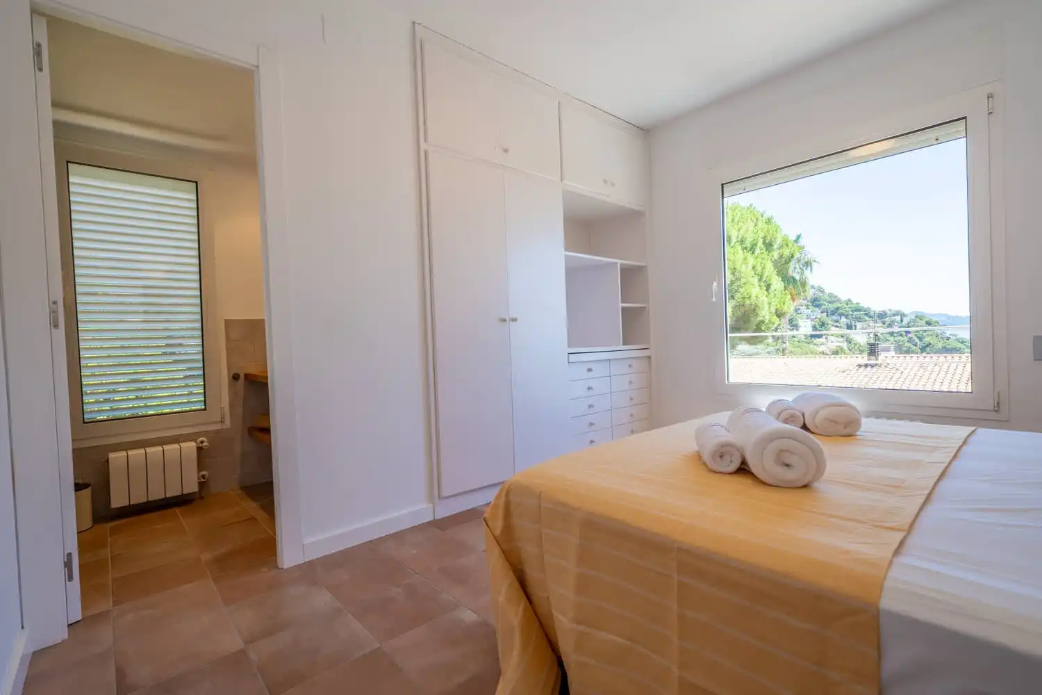 Habitación de Casa o chalet de alquiler en Blanes con Aire acondicionado, Calefacción y Jardín privado