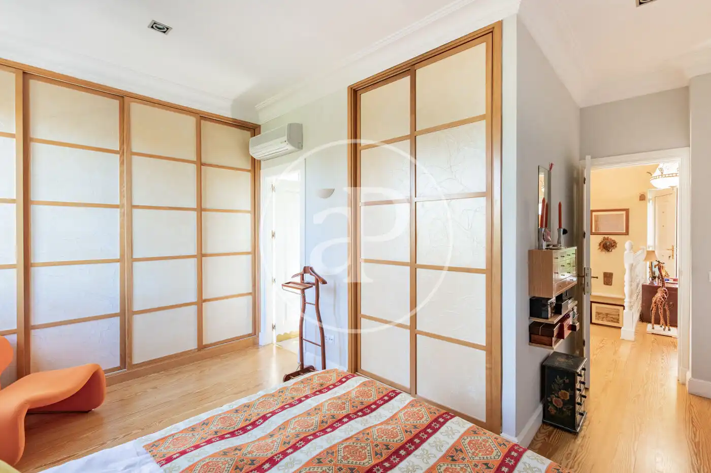 Bedroom of Houses for sale in Madrid  with Air Conditioner, Heating and Private garden