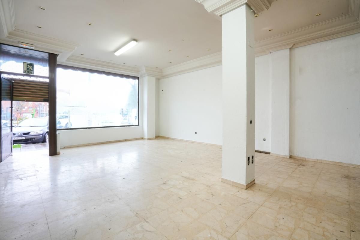 Premises for sale in C. de Teresa Claramunt, 11, Leganés Norte