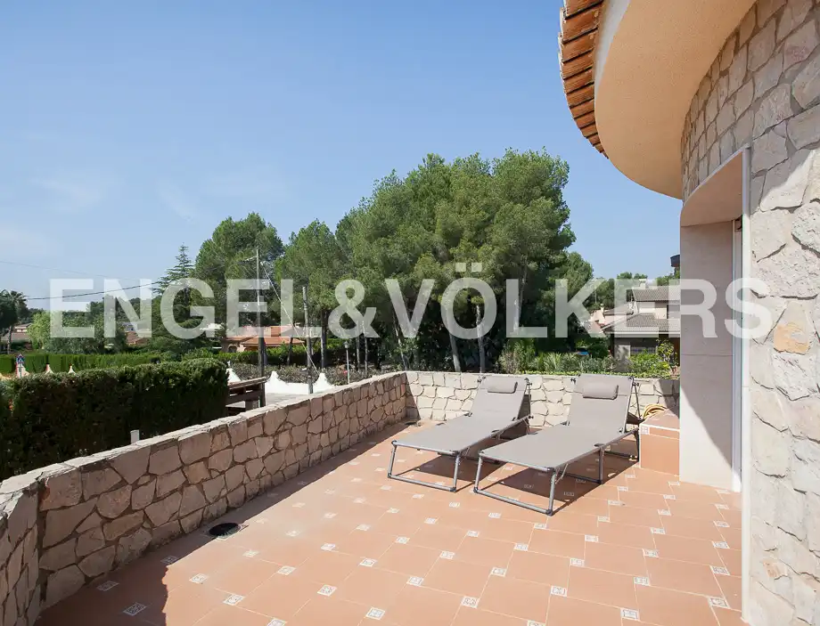 Terraza de Casa o chalet en venta en Serra con Calefacción, Jardín privado y Trastero