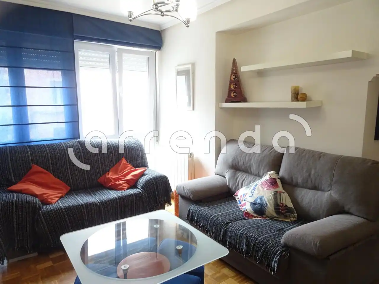 Sala d'estar de Pis de lloguer en Santander amb Calefacció i Moblat
