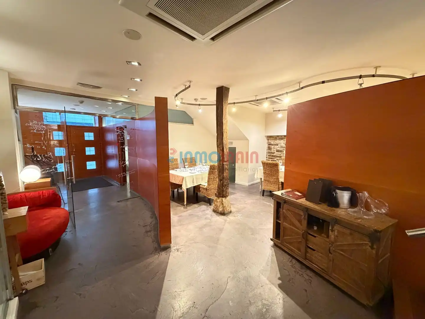 Commercial properties for sale in Zumarraga  with Air Conditioner