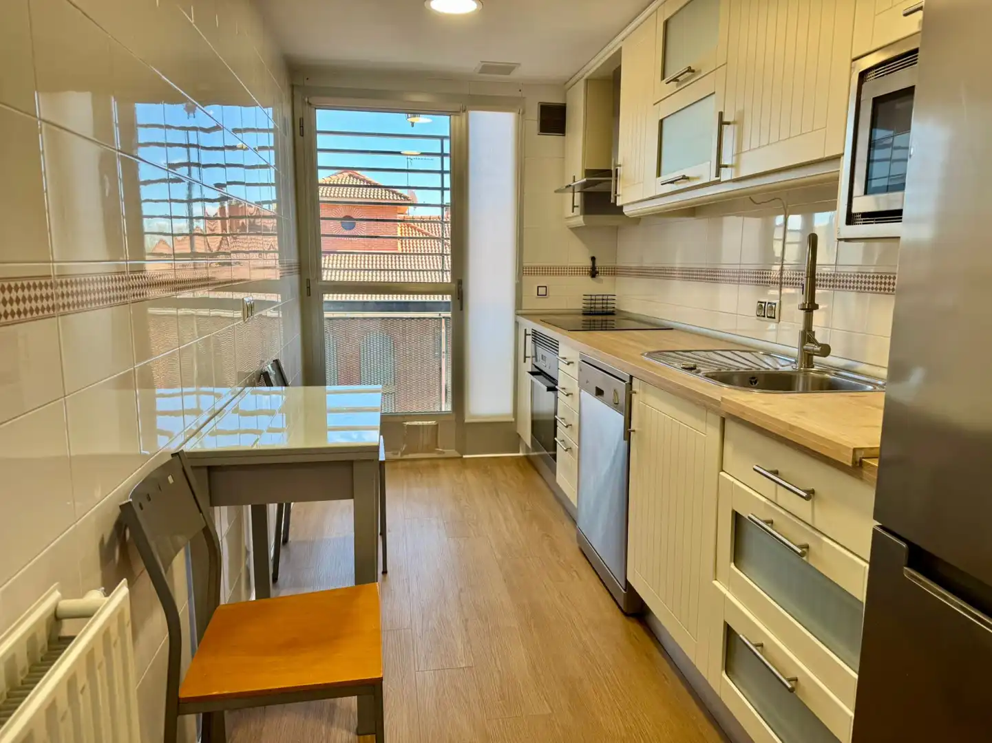 Kitchen of Flat for rent in Alcalá de Henares  with Heating, Private garden and Terrace