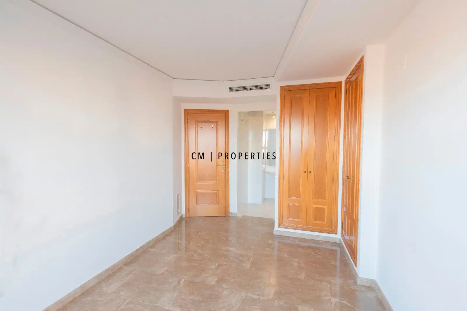 Habitación de Piso en venta en Valencia con Aire acondicionado, Calefacción y Terraza
