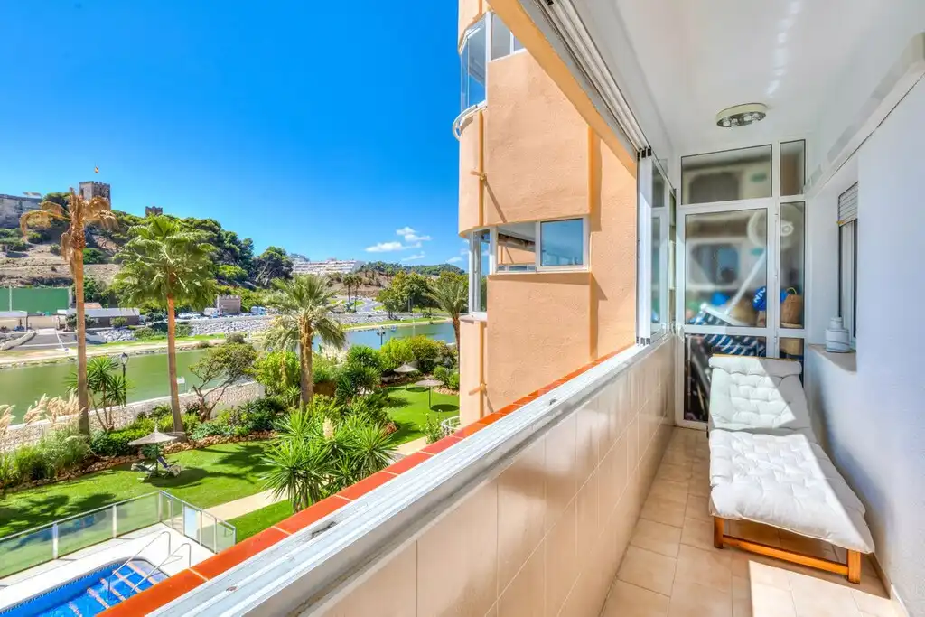 Apartamento con piscina en venta en Castillo Sohail - Myramar, imagen 5