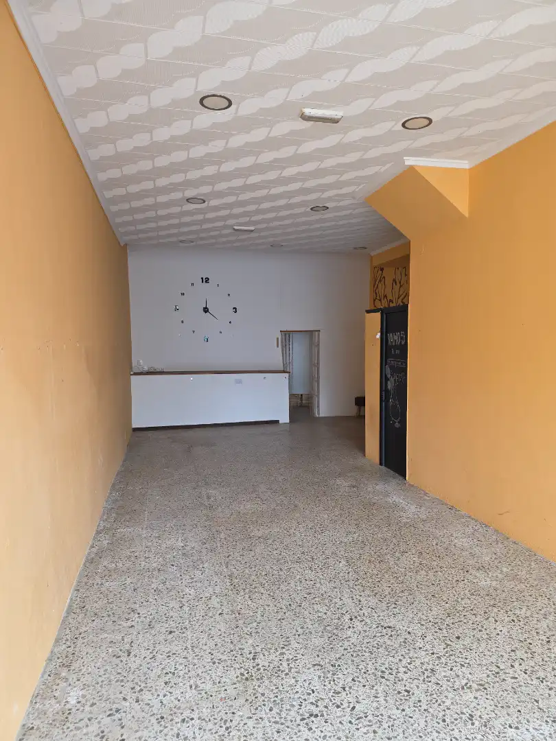 Local commercial à louer à Rúa Plácido Peña 37, imagen 3
