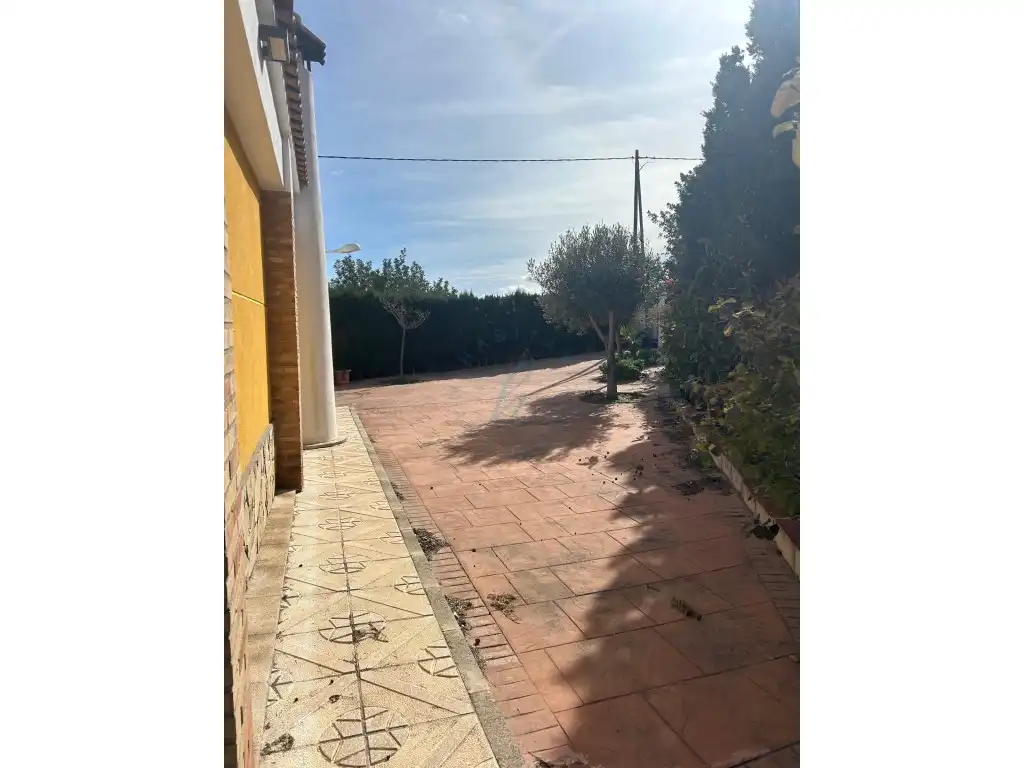 Vista exterior de Casa o chalet en venta en Llíria