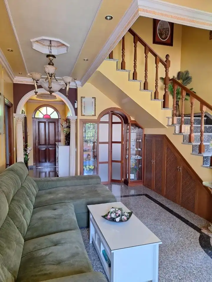 Casa o chalet en venta en Alcalá de Guadaira con Aire acondicionado, Jardín privado y Terraza
