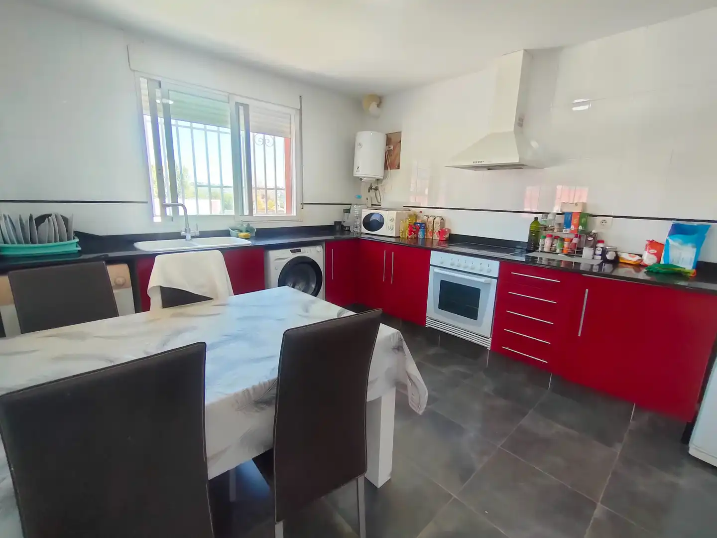 Cocina de Casa o chalet en venta en Torrent con Jardín privado y Terraza