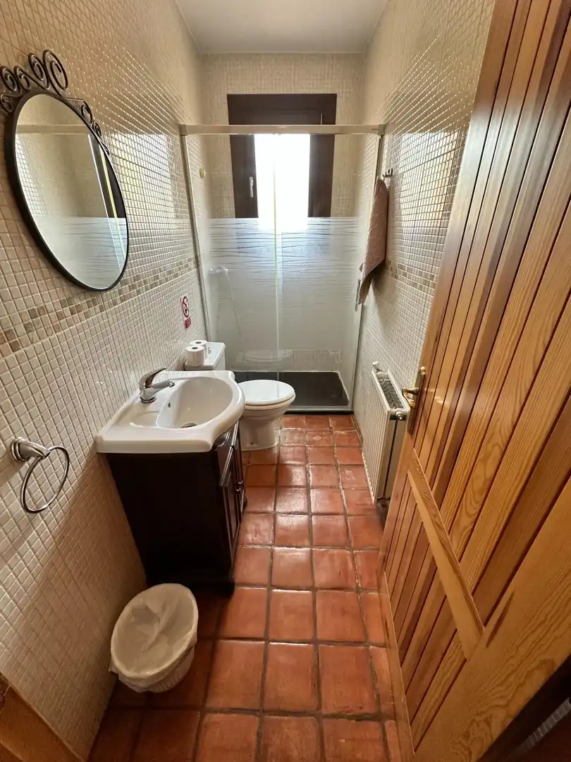 Baño de Casa o chalet en venta en Villalba de la Sierra con Aire acondicionado, Calefacción y Terraza
