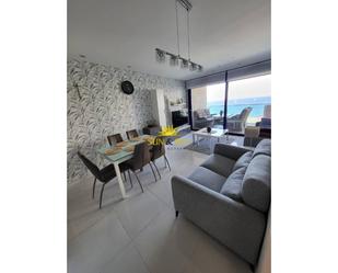 Sala d'estar de Apartament de lloguer en Torrevieja amb Aire condicionat, Calefacció i Terrassa