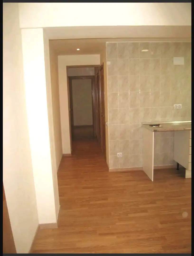 Piso en venta en Cornellà de Llobregat con Parquet y Horno