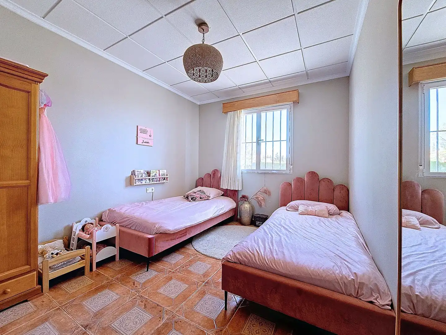 Dormitori de Casa o xalet en venda en Caudete amb Terrassa