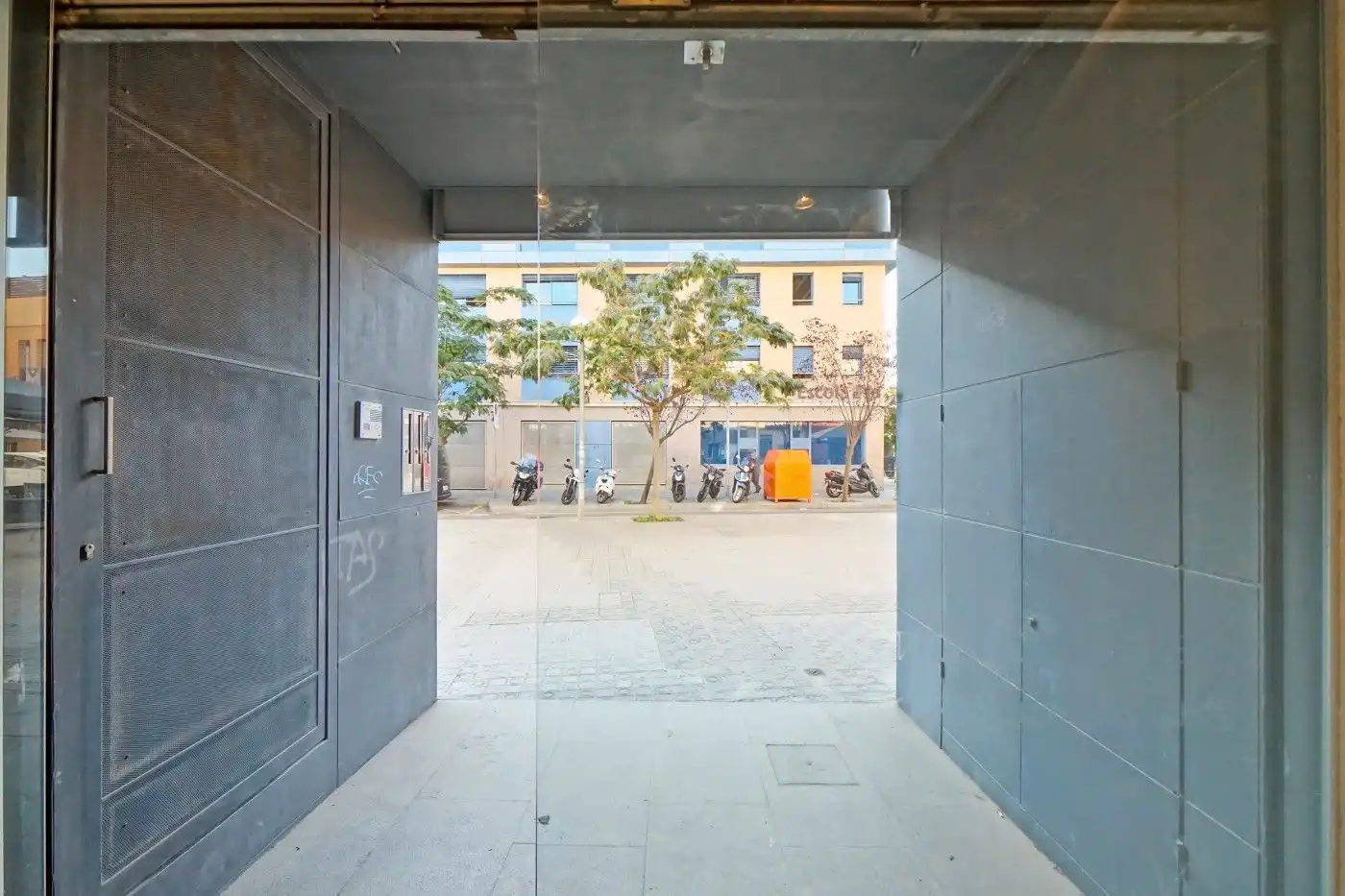 Business premises to rent in Carrer de Damià Campeny 5, imagen 6