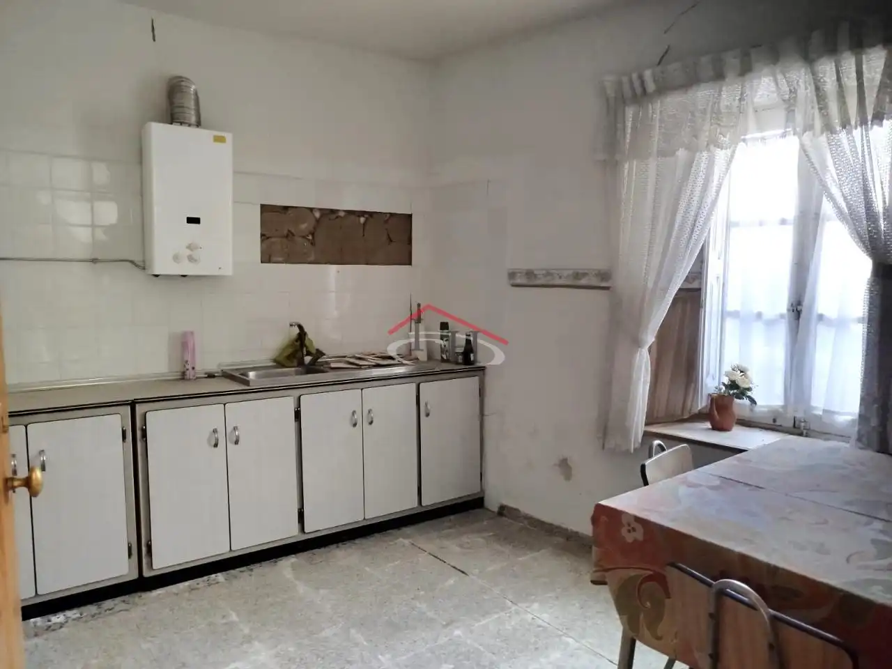 Kitchen of Houses for sale in Mansilla de las Mulas  with Storage room