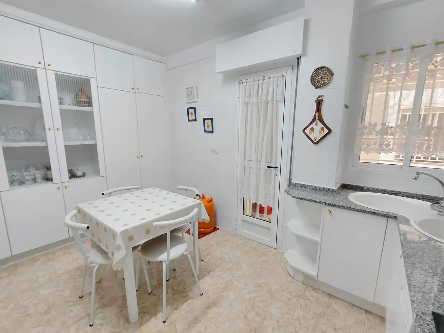 Flat with terrace for sale in Casco Antiguo, imagen 11
