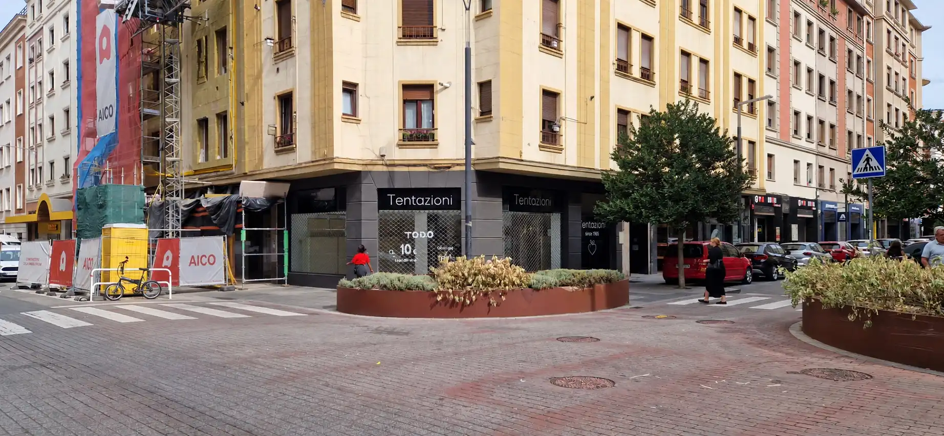 Vista exterior de Local de lloguer en  Pamplona / Iruña amb Aire condicionat, Calefacció i Parquet
