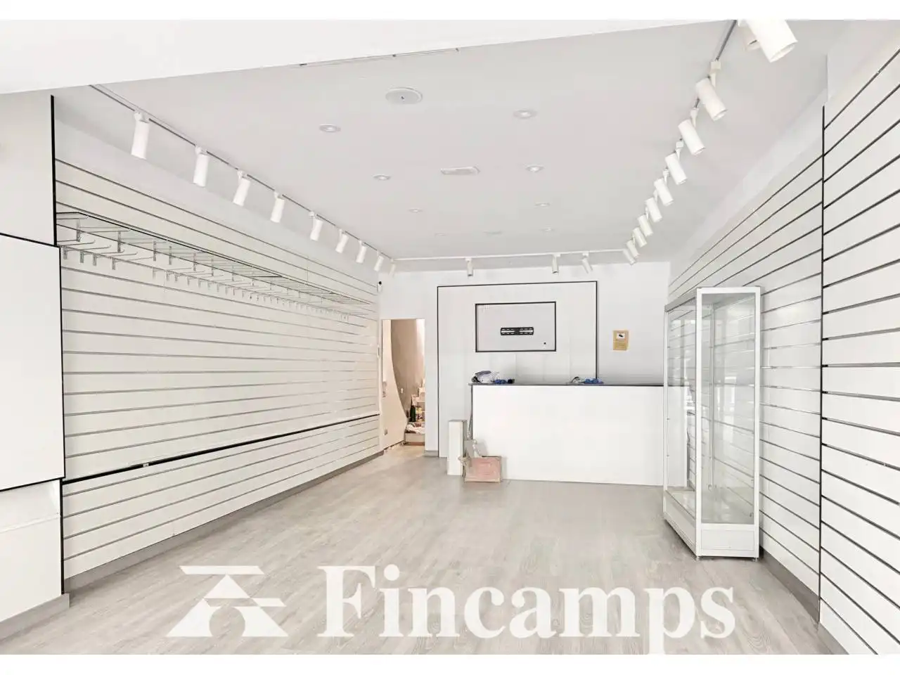 Commercial properties for rent in Sabadell  with Air Conditioner and Alarm