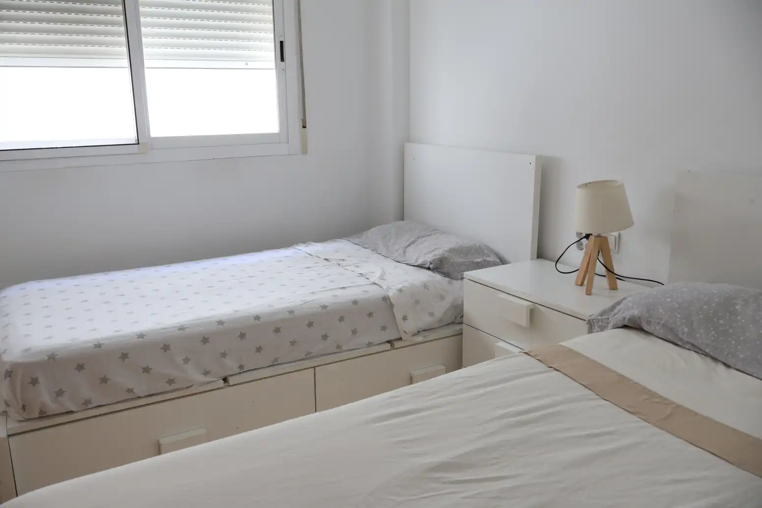 Bedroom of Flat for sale in Torrent  with Air Conditioner, Storage room and Balcony