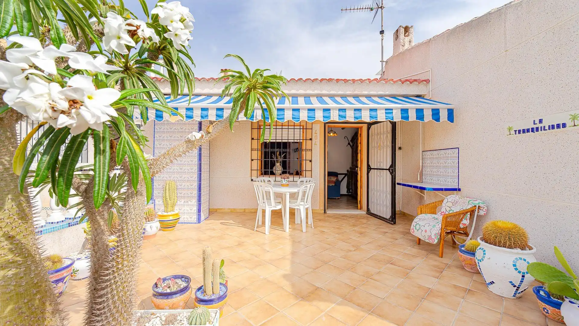 Terraza de Casa adosada en venta en Torrevieja con Aire acondicionado, Terraza y Amueblado