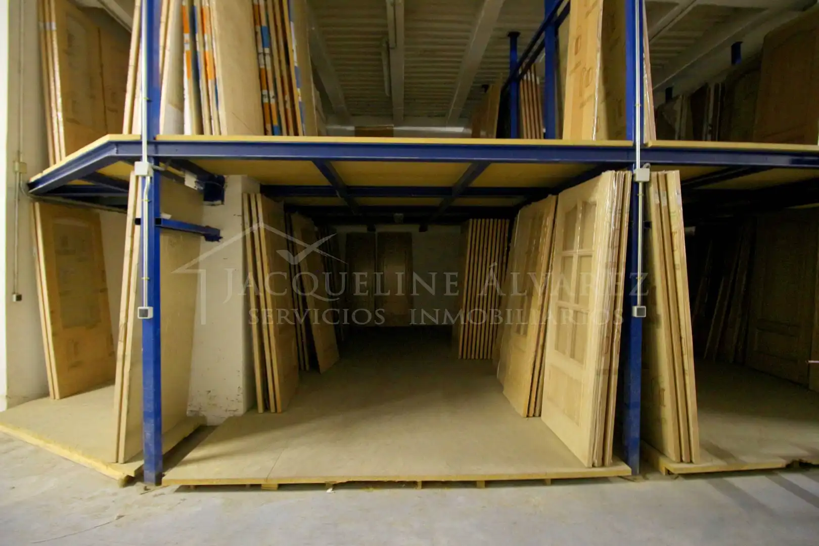 Nave industrial en venta en Pintores - Ferial