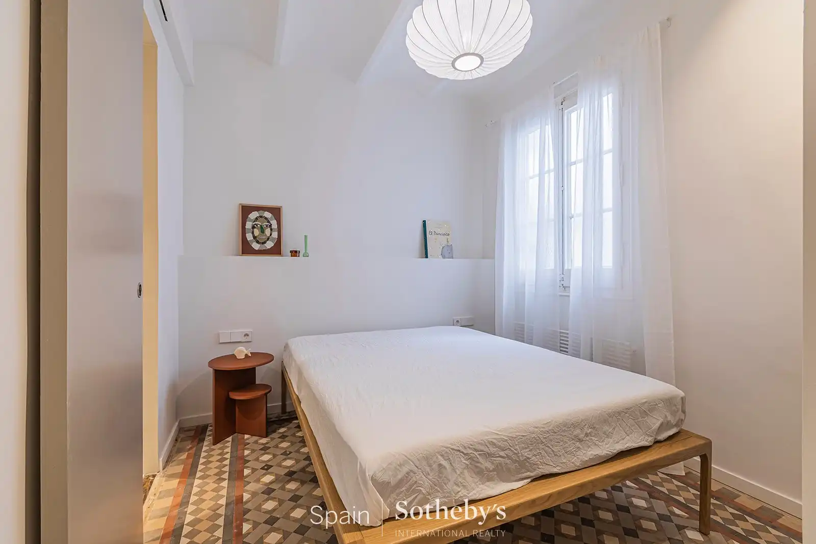 Bedroom of Apartments for sale in Barcelona  with Air Conditioner and Heating