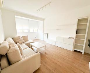 Living room of Flat for sale in  Madrid Capital  with Air Conditioner, Heating and Terrace