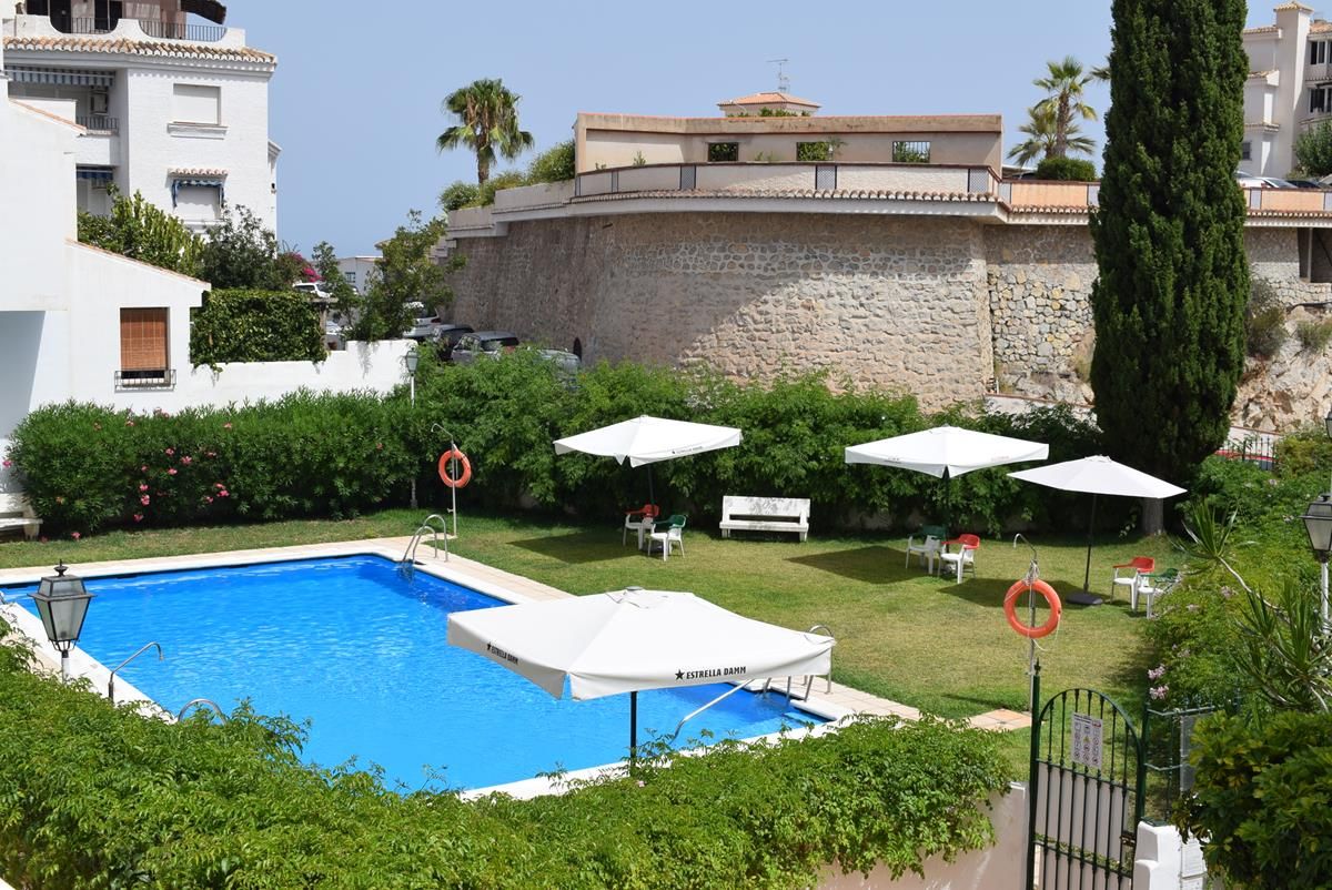 Swimming pool of Flat for sale in Almuñécar  with Heating, Terrace and Furnished