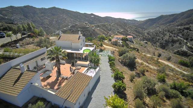 Finca rústica en Venta en Cómpeta