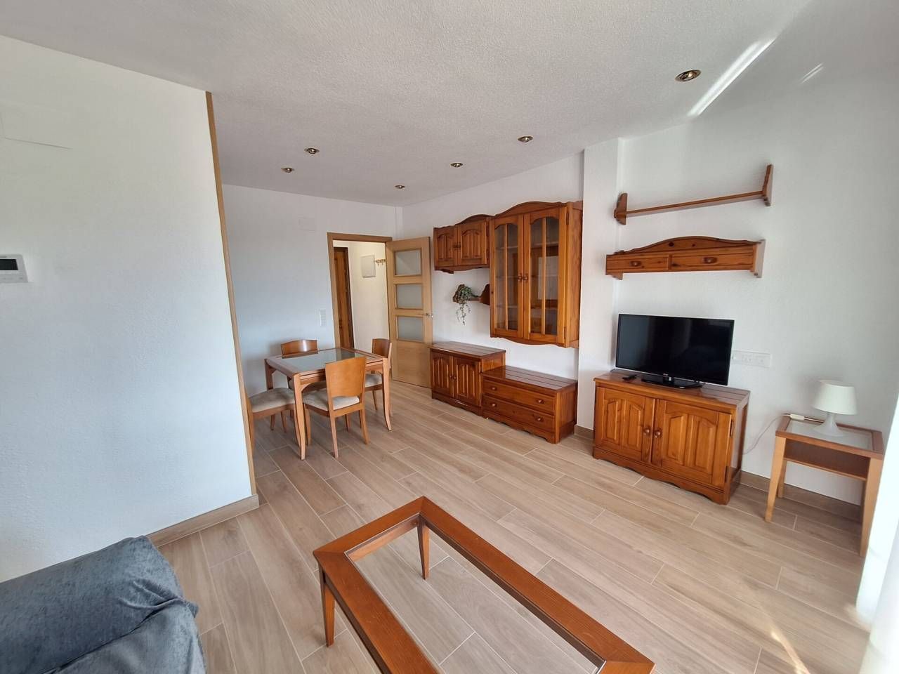 Sala d'estar de Pis de lloguer en Fuenlabrada amb Aire condicionat