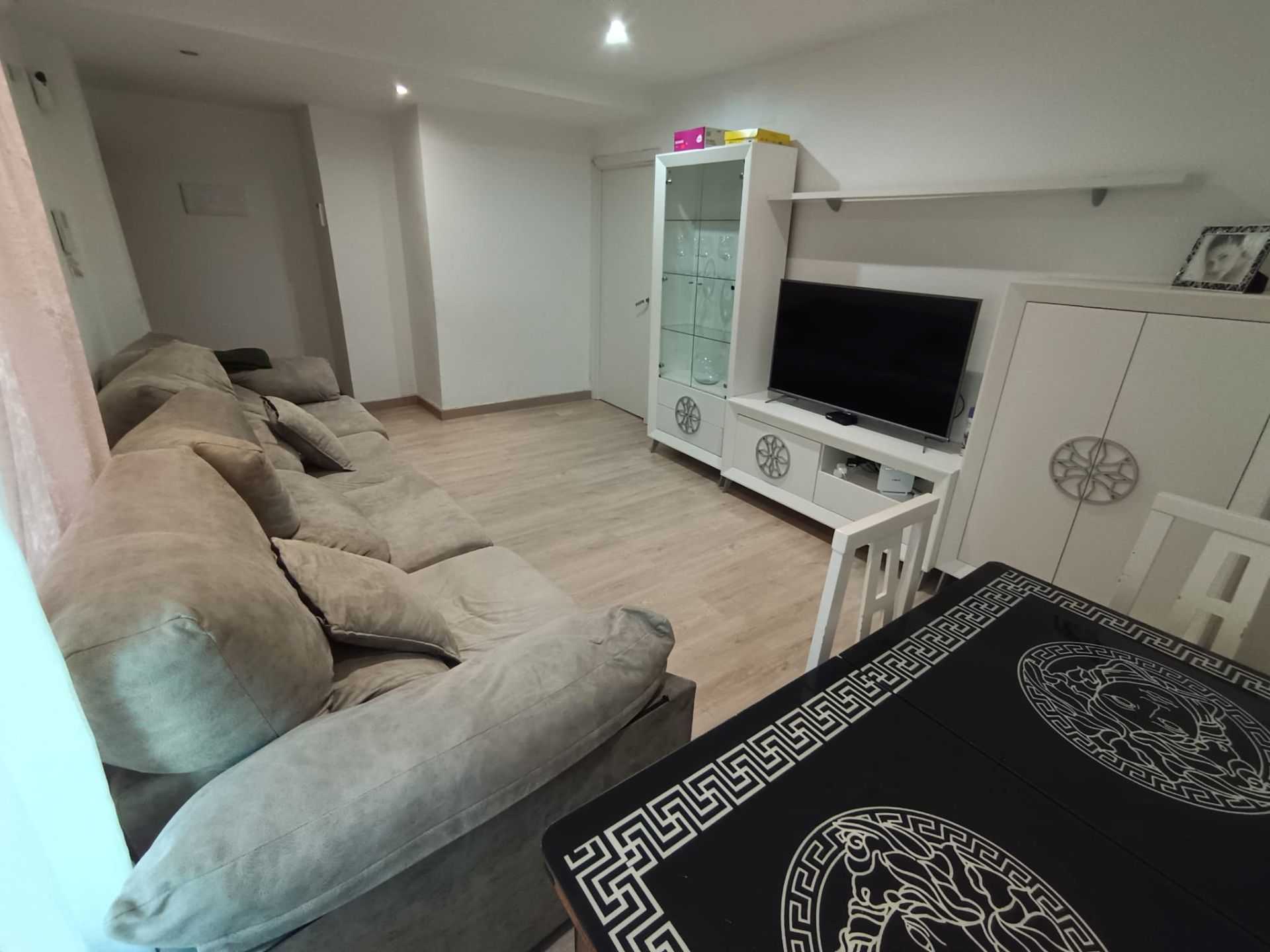 Flat for sale in Calle Cardeña, Entrevías, Puente de Vallecas