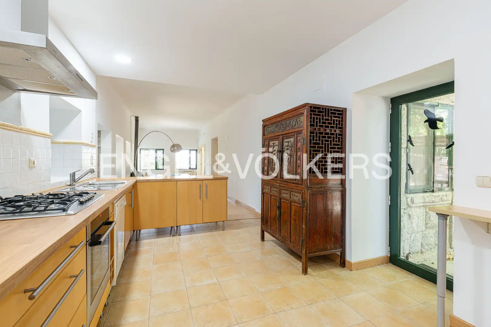 Cuina de Casa o xalet en venda en Hoyo de Manzanares amb Calefacció, Jardí privat i Terrassa