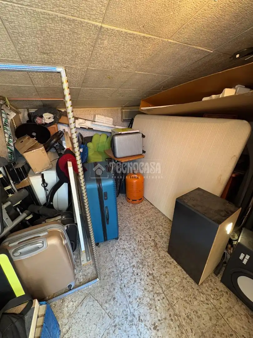 Flat for sale in Madrid  with Air Conditioner
