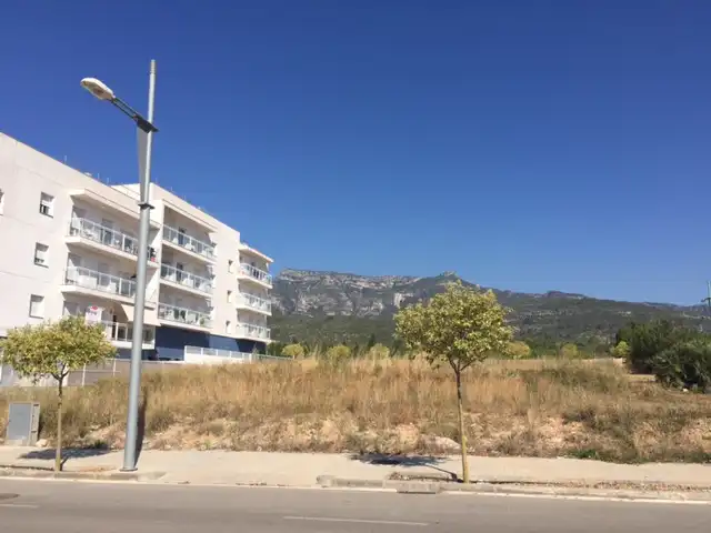 Residential land for sale in Carrer Terres de les Ebre 6, imagen 3