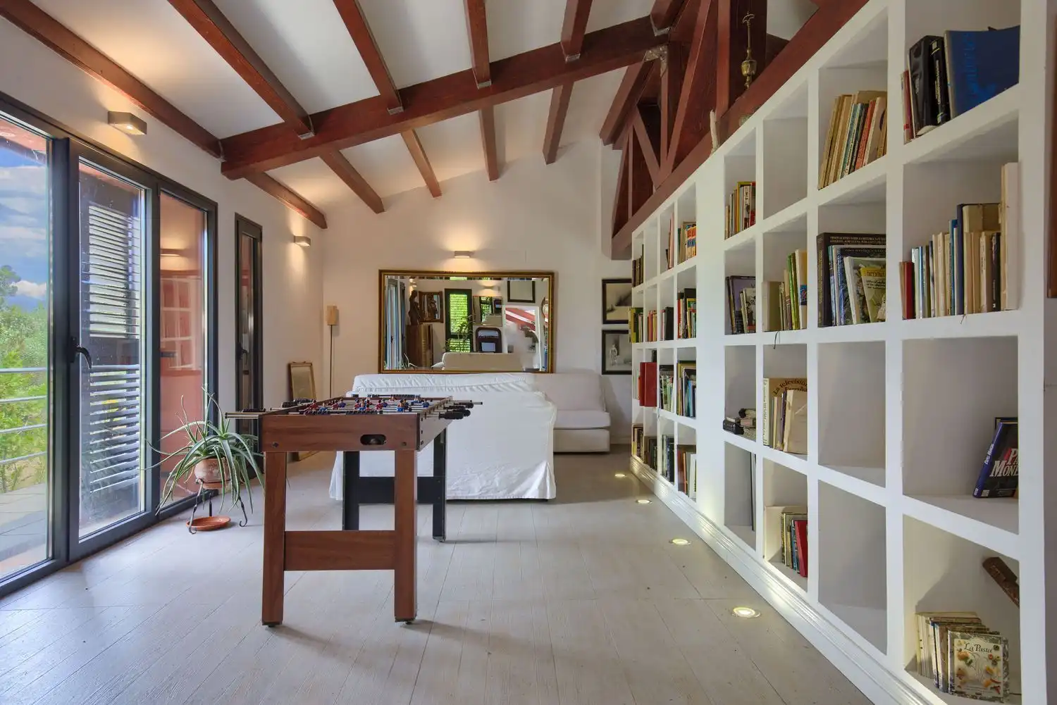 Living room of Country homes for sale in Jaraicejo  with Storage room and Community pool