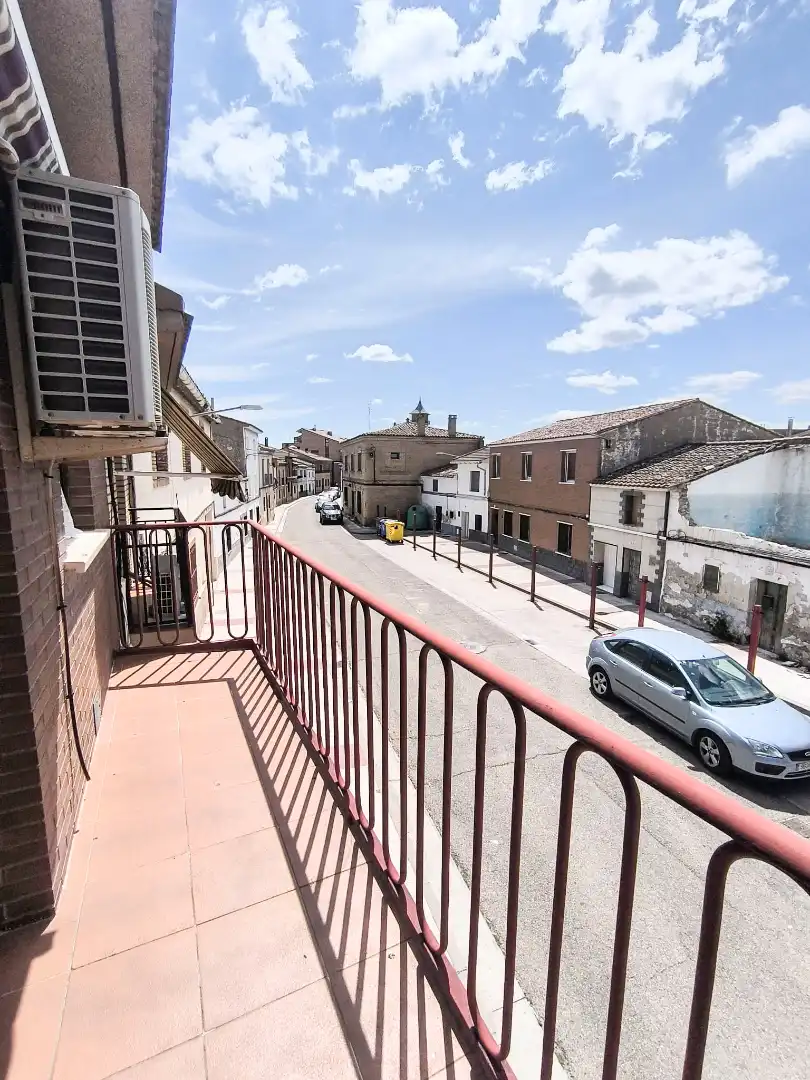 Vista exterior de Casa o chalet en venta en El Burgo de Ebro con Aire acondicionado, Calefacción y Jardín privado