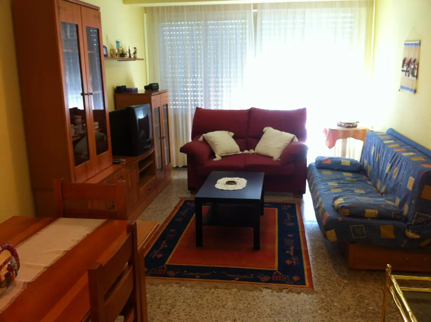 Wohnzimmer von Wohnung zur untervermieten in Ferrol mit Heizung, Möbliert und Fernseher