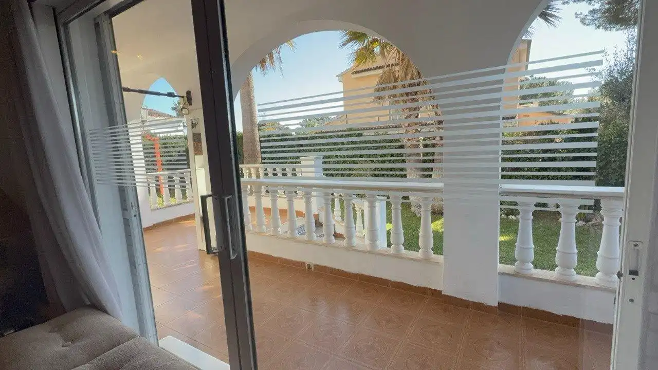 Casa o chalet en venta en L'Eliana con Aire acondicionado, Calefacción y Jardín privado